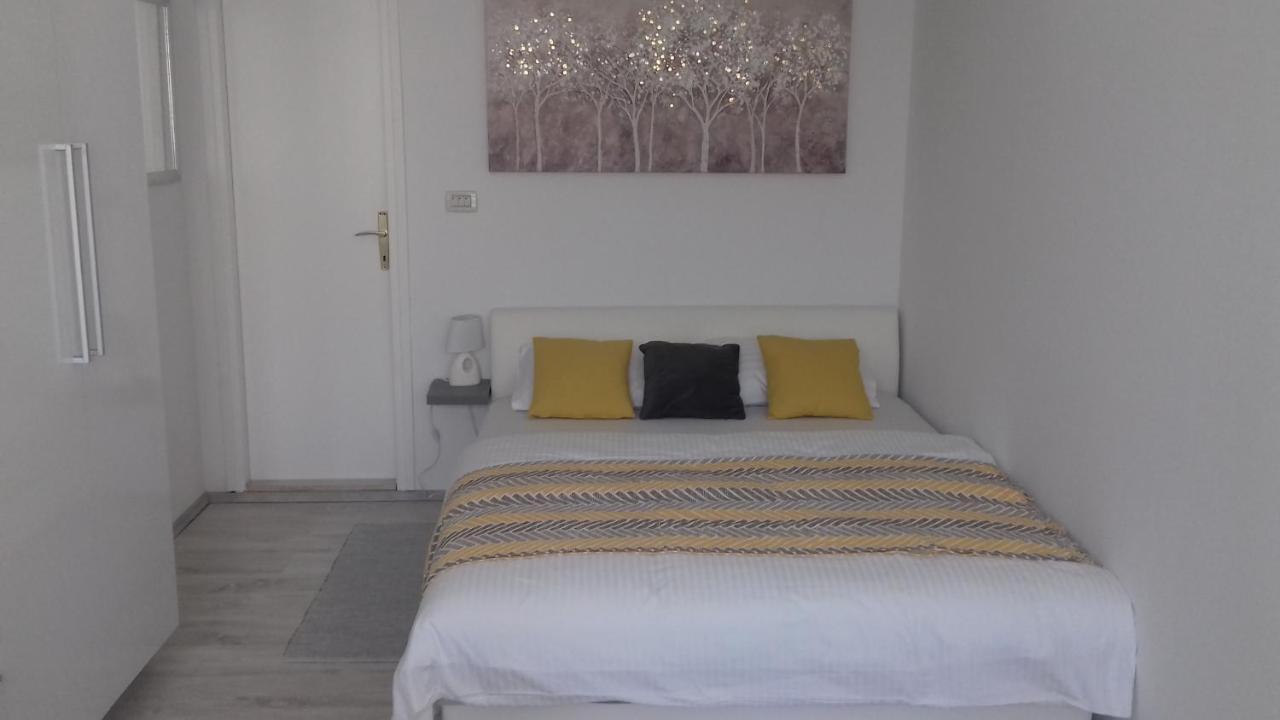 Duvnjak Lägenhet Mokošica Exteriör bild